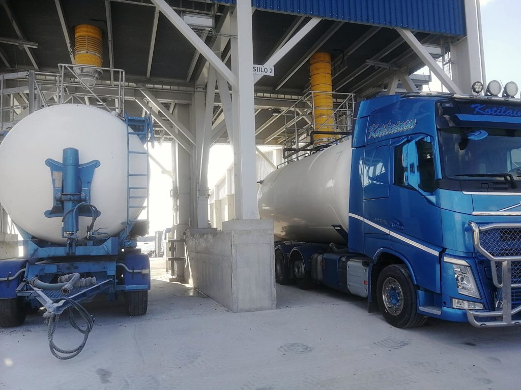 dry unloading system