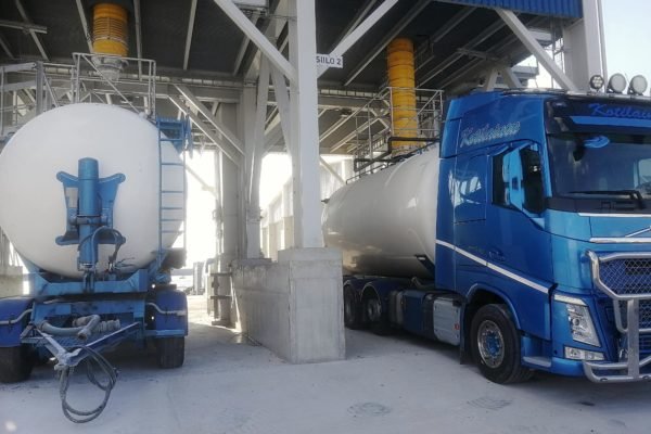 dry unloading system