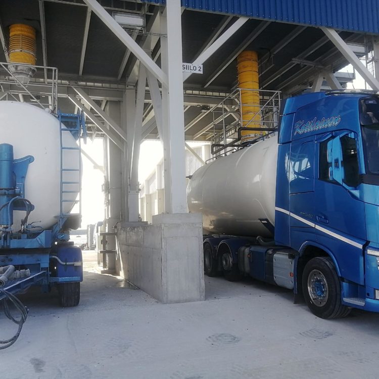 dry unloading system